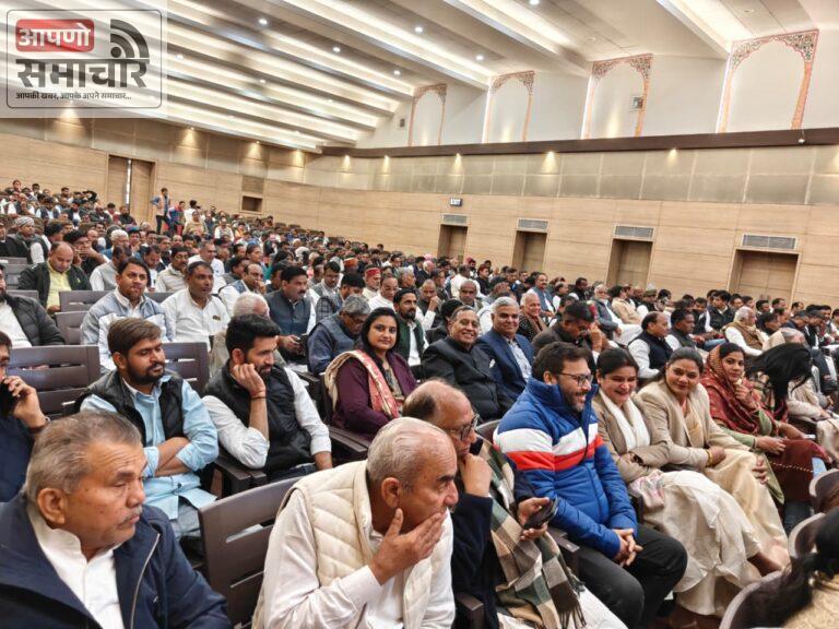 प्रदेश स्तरीय मनरेगा बचाओ अभियान बैठक में लिया भाग ।